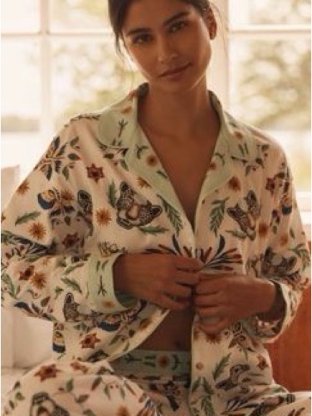 Anthropologie Lyrie bird Printed Women’s flannel pajama top- Cream & Green